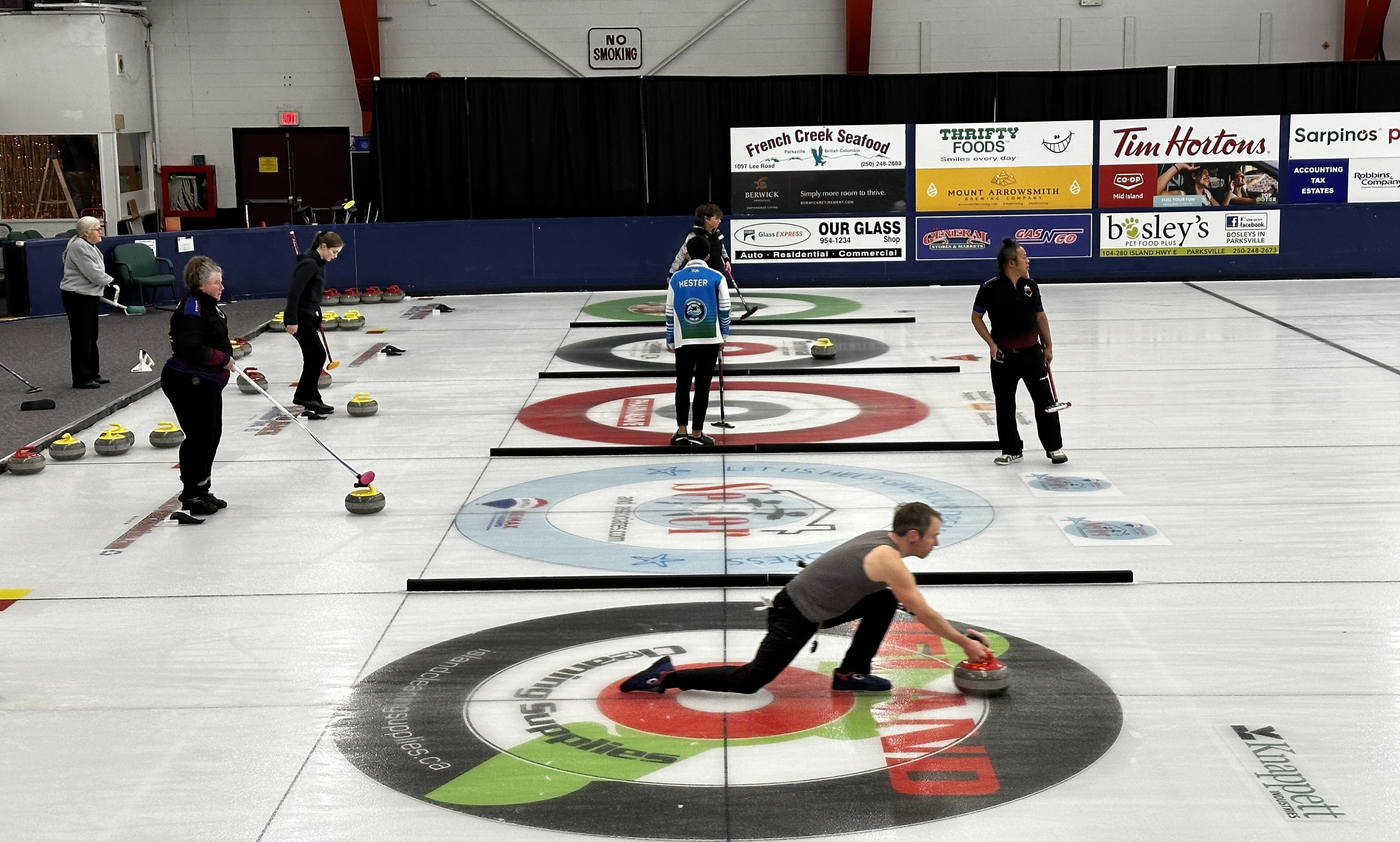 people curling